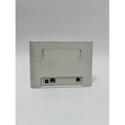 Wi-Fi роутер HUAWEI B311-221 LTE з модемом 4G, 3G Білий