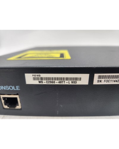 Мережевий комутатор Cisco 2960 (WS-C2960-48TT-L) 48 портів