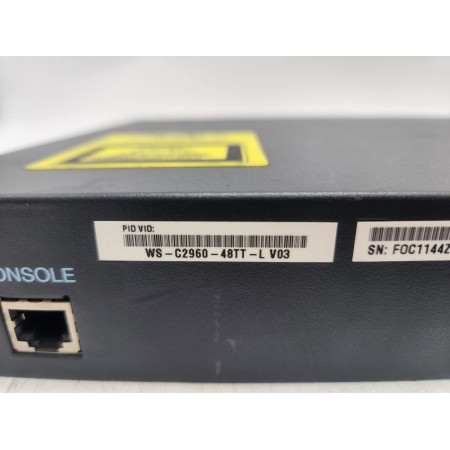 Мережевий комутатор Cisco 2960 (WS-C2960-48TT-L) 48 портів