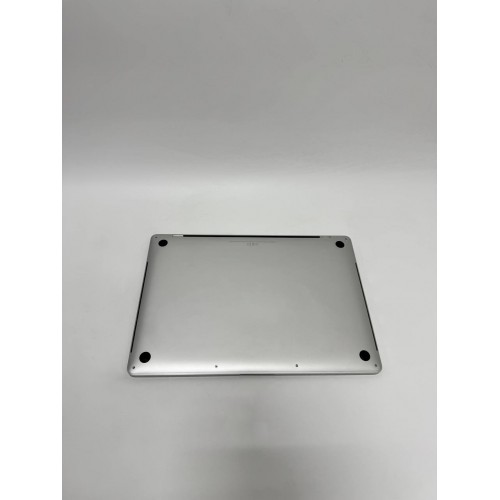 Ноутбук Apple MacBook Pro A1990 (i7, 16Gb DDR4, 256Gb SSD, Radeon Pro 555X)