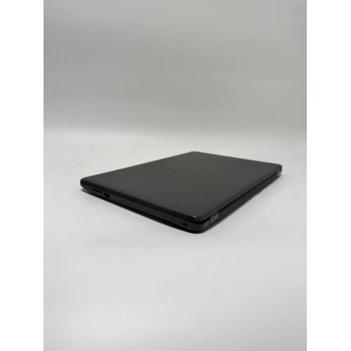 Ноутбук 15.6" HP 250 G6 (i3-6006U, 8Gb DDR4, 120Gb SSD)