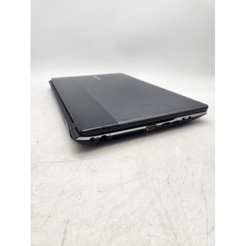 Купити ноутбук Samsung 300E5 (NP300E5A) (B960, 4Gb DDR3, 250Gb HDD)