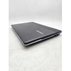 Купити ноутбук Samsung 300E5 (NP300E5A) (B960, 4Gb DDR3, 250Gb HDD)