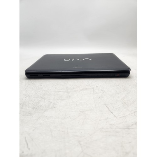Ноутбук Sony VAIO PCG-51111V (i5-520M, 4Gb DDR3, 320Gb HDD, GeForce 310M)