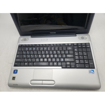 Ноутбук Toshiba Satellite L500 (Core 2 Duo T4400, 4Gb DDR3, 250Gb HDD)